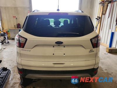 Zdjęcie 6 z 13 samochodu: 2018 FORD ESCAPE SE VIN:1FMCU0GD4JUA58709 - miniatura