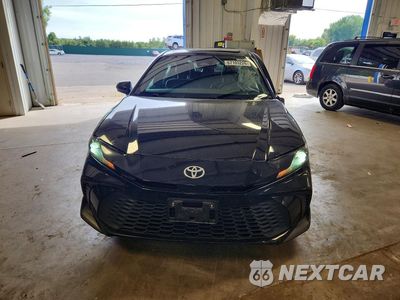 Piąte zdjęcie samochodu w środku: 2025 TOYOTA CAMRY SE VIN:4T1DAACK0SU040331 - miniatura
