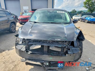Piąte zdjęcie samochodu w środku: 2021 FORD ESCAPE SE VIN:1FMCU9G67MUA04475 - miniatura