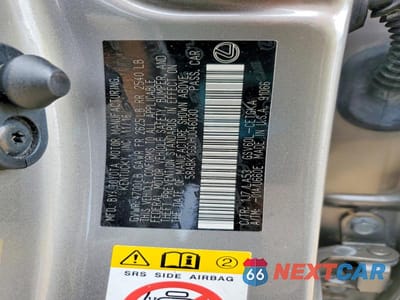 Zdjęcie 12 z 12 samochodu: 2017 LEXUS ES 350 VIN:58ABK1GG0HU046030 - miniatura