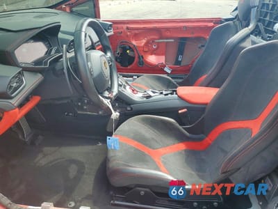 Zdjęcie 7 z 12 samochodu: 2017 LAMBORGHINI HURACAN VIN:ZHWUR1ZF0HLA05742 - miniatura