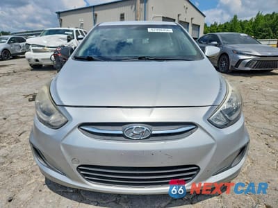 Piąte zdjęcie samochodu w środku: 2016 HYUNDAI ACCENT SE VIN:KMHCT5AE1GU267464 - miniatura