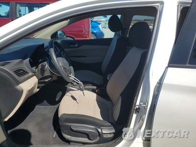 Zdjęcie 7 z 12 samochodu: 2018 HYUNDAI ACCENT SEL VIN:3KPC24A33JE011624 - miniatura