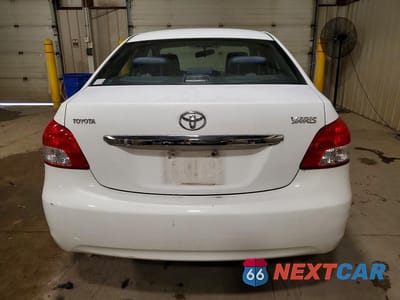Zdjęcie 6 z 13 samochodu: 2007 TOYOTA YARIS BASE VIN:JTDBT923X71042546 - miniatura