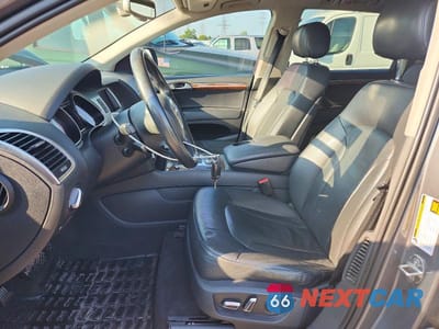 Zdjęcie 7 z 12 samochodu: 2011 AUDI Q7 PREMIUM PLUS VIN:WA1LGAFE0BD009661 - miniatura