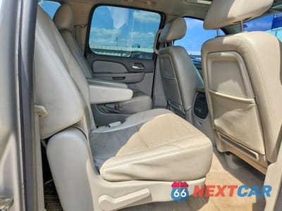 Zdjęcie 10 z 12 samochodu: 2011 GMC YUKON XL K1500 SLT VIN:1GKS2KE35BR303716 - miniatura