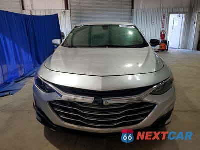 Piąte zdjęcie samochodu w środku: 2019 CHEVROLET MALIBU LT VIN:1G1ZD5ST9KF174612 - miniatura