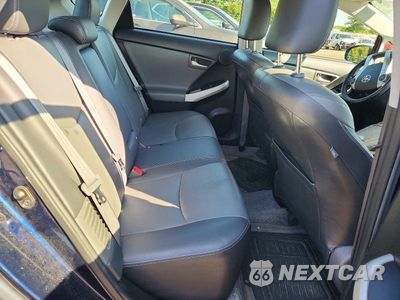 Zdjęcie 10 z 12 samochodu: 2015 TOYOTA PRIUS FOUR VIN:JTDKN3DU3F0473084 - miniatura