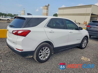 Trzecie zdjęcie samochodu z tyłu: 2021 CHEVROLET EQUINOX LT VIN:3GNAXUEV2MS133800 - miniatura