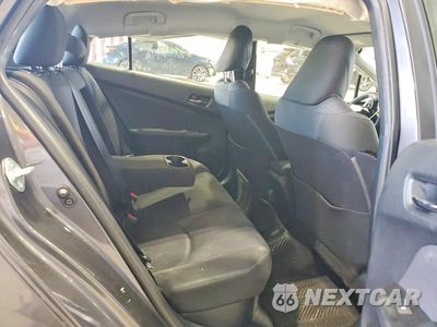 Zdjęcie 10 z 12 samochodu: 2018 TOYOTA PRIUS TWO VIN:JTDKBRFU8J3600430 - miniatura