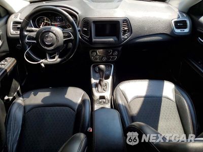 Zdjęcie 8 z 12 samochodu: 2019 JEEP COMPASS LATITUDE VIN:3C4NJDBB2KT641584 - miniatura
