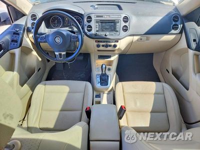 Zdjęcie 8 z 13 samochodu: 2015 VOLKSWAGEN TIGUAN S VIN:WVGAV7AX2FW539859 - miniatura