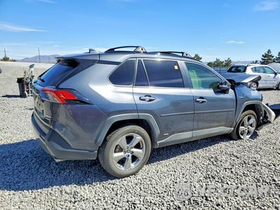 Piąte zdjęcie samochodu w środku: 2019 TOYOTA RAV4 LIMITED VIN:JTMDWRFV0KD502686 - miniatura