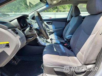 Zdjęcie 7 z 12 samochodu: 2016 HYUNDAI ELANTRA SE VIN:5NPDH4AEXGH740499 - miniatura