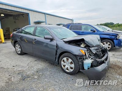 Czwarte zdjęcie samochodu z boku: 2007 TOYOTA CAMRY LE V6 VIN:4T1BK46K07U053427 - miniatura