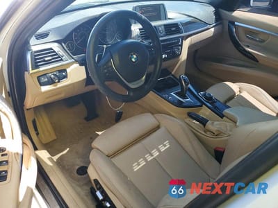 Zdjęcie 8 z 12 samochodu: 2016 BMW 328 I SULEV VIN:WBA8E9G50GNU29322 - miniatura