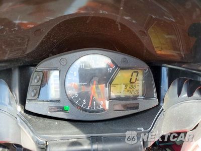 Zdjęcie 7 z 9 samochodu: 2009 HONDA CBR600 RR VIN:JH2PC404X9K200750 - miniatura