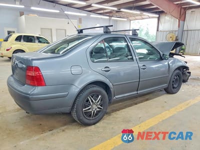 Trzecie zdjęcie samochodu z tyłu: 2003 VOLKSWAGEN JETTA GL TDI VIN:3VWRP69M43M109104 - miniatura