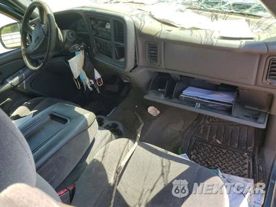 Zdjęcie 8 z 12 samochodu: 2007 GMC NEW SIERRA C1500 CLASSIC VIN:1GTEC19V17Z105007 - miniatura