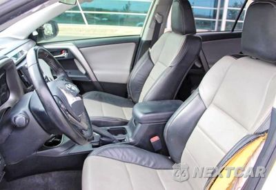 Zdjęcie 9 z 10 samochodu: 2017 TOYOTA RAV4 HYBRID XLE VIN:JTMRJREV3HD104354 - miniatura