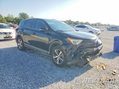 Czwarte zdjęcie samochodu z boku: 2018 TOYOTA RAV4 XLE VIN:2T3RFREV6JW792781 - miniatura