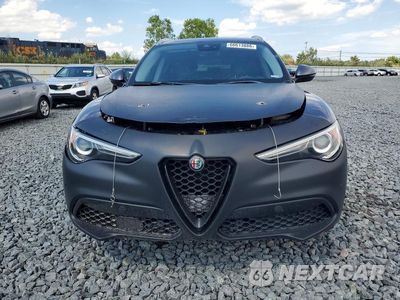 Piąte zdjęcie samochodu w środku: 2018 ALFA ROMEO STELVIO VIN:ZASFAKANXJ7B83288 - miniatura