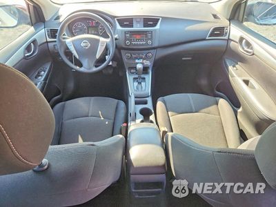 Zdjęcie 8 z 12 samochodu: 2017 NISSAN SENTRA S VIN:3N1AB7AP6HY237518 - miniatura