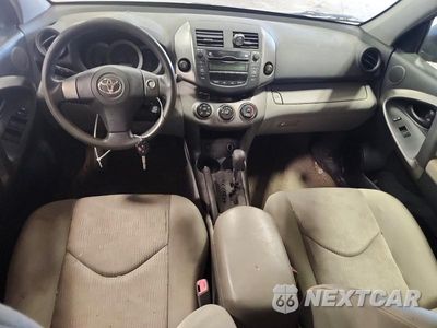 Zdjęcie 8 z 13 samochodu: 2010 TOYOTA RAV4 BASE VIN:JTMBF4DV6AD024530 - miniatura