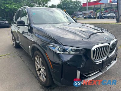 Czwarte zdjęcie samochodu z boku: 2026 BMW X5 XDRIVE40I VIN:5UX23EU04T9102195 - miniatura