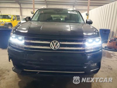 Piąte zdjęcie samochodu w środku: 2018 VOLKSWAGEN ATLAS SE VIN:1V2PR2CA1JC541092 - miniatura