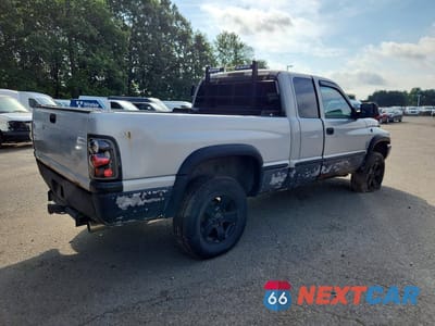 Trzecie zdjęcie samochodu z tyłu: 1999 DODGE RAM 1500 VIN:3B7HF13Y5XG205909 - miniatura