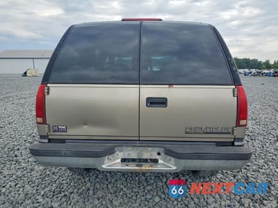 Zdjęcie 6 z 13 samochodu: 1999 CHEVROLET TAHOE K1500 VIN:1GNEK13R6XJ412564 - miniatura
