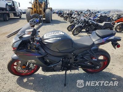 Trzecie zdjęcie samochodu z tyłu: 2026 SUZUKI GSX-R750 VIN:JS1GR7MA4T7100253 - miniatura