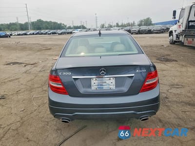 Zdjęcie 6 z 12 samochodu: 2014 MERCEDES-BENZ C 300 4MATIC VIN:WDDGF8AB4EA892983 - miniatura