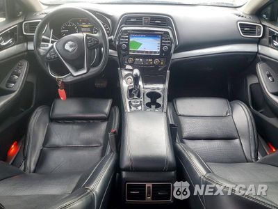Zdjęcie 8 z 12 samochodu: 2017 NISSAN MAXIMA 3.5 SL VIN:1N4AA6AP7HC441608 - miniatura