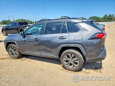 Drugie zdjęcie samochodu z przodu: 2022 TOYOTA RAV4 XLE PREMIUM VIN:2T3B6RFV1NW030979 - miniatura