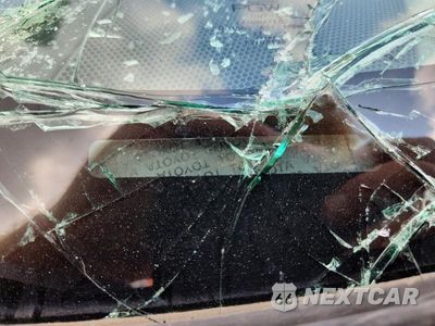 Zdjęcie 13 z 13 samochodu: 2011 TOYOTA PRIUS THREE VIN:JTDKN3DU5B1415529 - miniatura