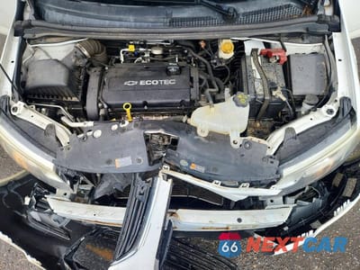 Zdjęcie 11 z 12 samochodu: 2017 CHEVROLET SONIC VIN:1G1JG6SH1H4172198 - miniatura