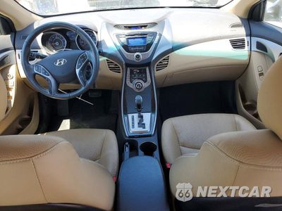 Zdjęcie 8 z 12 samochodu: 2013 HYUNDAI ELANTRA LIMITED VIN:KMHDH4AE9DU564218 - miniatura