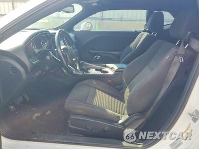 Zdjęcie 7 z 12 samochodu: 2015 DODGE CHALLENGER SXT VIN:2C3CDZAG4FH811049 - miniatura