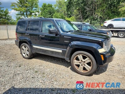 Czwarte zdjęcie samochodu z boku: 2012 JEEP LIBERTY JET VIN:1C4PJMFK3CW100445 - miniatura