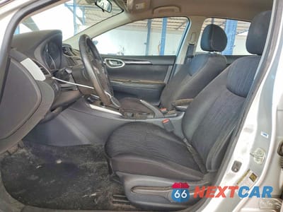 Zdjęcie 7 z 13 samochodu: 2019 NISSAN SENTRA SV VIN:3N1AB7AP4KY235662 - miniatura