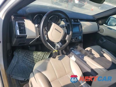 Zdjęcie 8 z 12 samochodu: 2020 LAND ROVER DISCOVERY SE VIN:SALRG2RV8L2425965 - miniatura