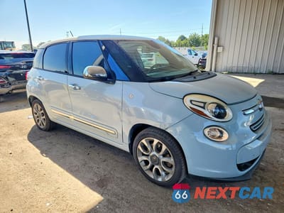 Czwarte zdjęcie samochodu z boku: 2014 FIAT 500L LOUNGE VIN:ZFBCFACH4EZ007171 - miniatura