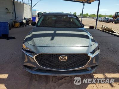 Piąte zdjęcie samochodu w środku: 2024 MAZDA 3 PREFERRED VIN:3MZBPBCMXRM409435 - miniatura