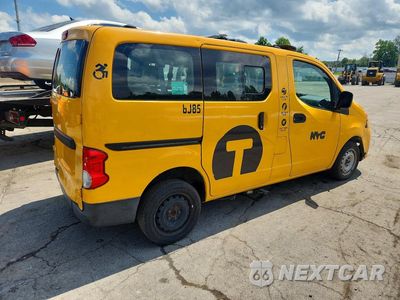 Czwarte zdjęcie samochodu z boku: 2016 NISSAN NV200 TAXI VIN:3N8CM0JT2GK700524 - miniatura