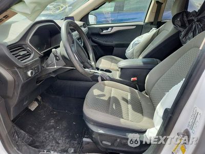 Zdjęcie 7 z 14 samochodu: 2020 FORD ESCAPE SE VIN:1FMCU0G6XLUA25041 - miniatura