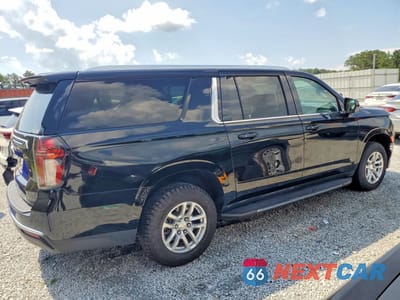Trzecie zdjęcie samochodu z tyłu: 2021 CHEVROLET SUBURBAN C1500 LT VIN:1GNSCCKD0MR195723 - miniatura