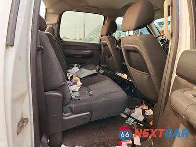 Zdjęcie 10 z 12 samochodu: 2013 CHEVROLET SILVERADO K3500 LT VIN:1GC4K0E87DF231619 - miniatura