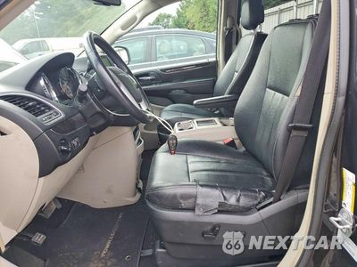 Zdjęcie 7 z 12 samochodu: 2015 CHRYSLER TOWN & COUNTRY TOURING VIN:2C4RC1BG9FR662141 - miniatura